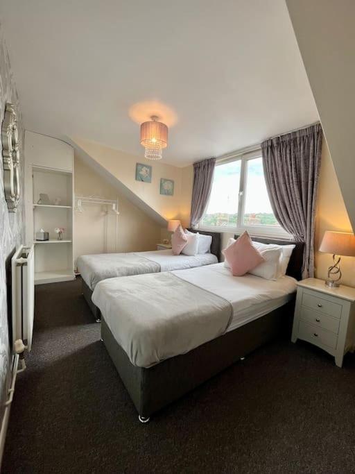 Scoresby Escape - Whitby Holiday Home Eksteriør billede